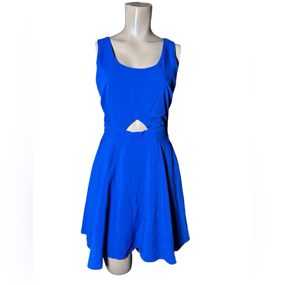 Nu-look Dress with bodice size S